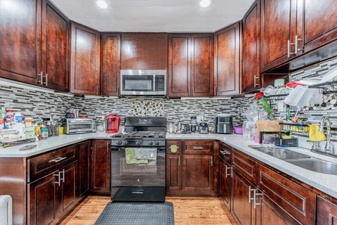 Tiny photo for 5933 S Sacramento Avenue, Chicago, IL 60629 (MLS # 12700180)