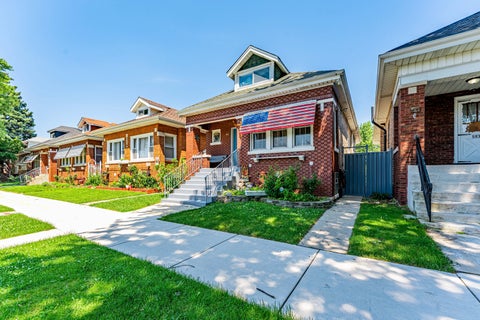 Tiny photo for 5933 S Sacramento Avenue, Chicago, IL 60629 (MLS # 12700180)