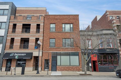4345 N Lincoln Avenue 3 Chicago IL 60618