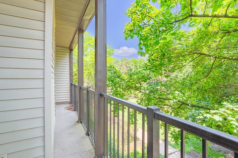 Tiny photo for 3070 Pheasant Creek Drive #201, Northbrook, IL 60062 (MLS # 12381495)