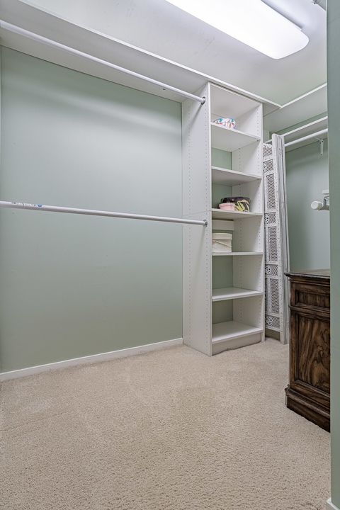 Tiny photo for 3070 Pheasant Creek Drive #201, Northbrook, IL 60062 (MLS # 12381495)