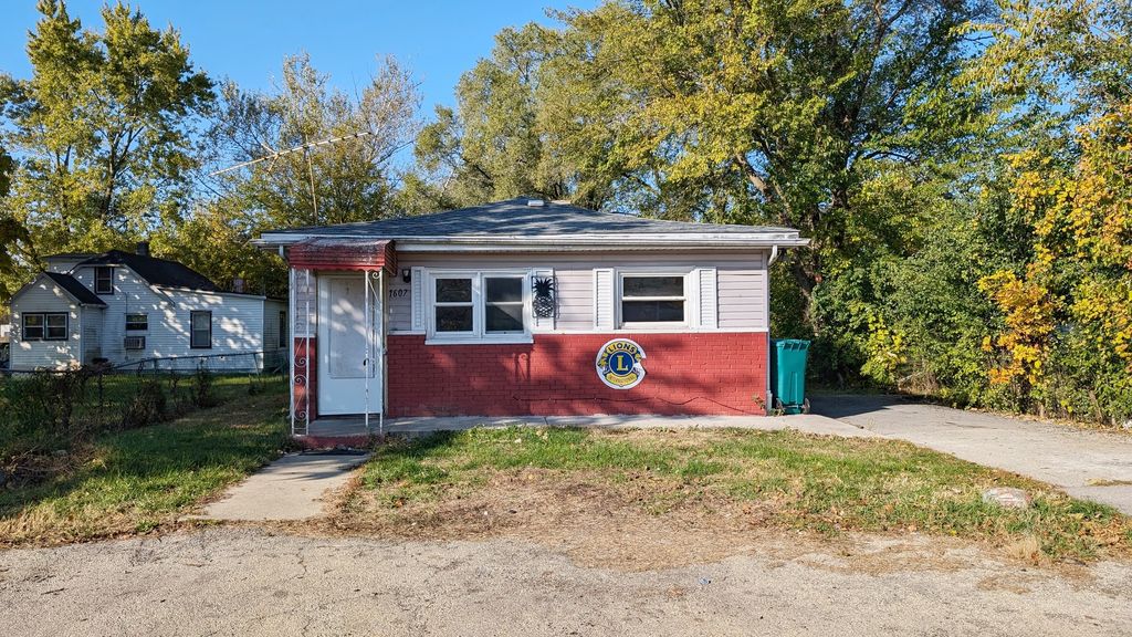 Photo for 1607 S Joliet Street, Joliet, IL 60436 (MLS # 12508217)
