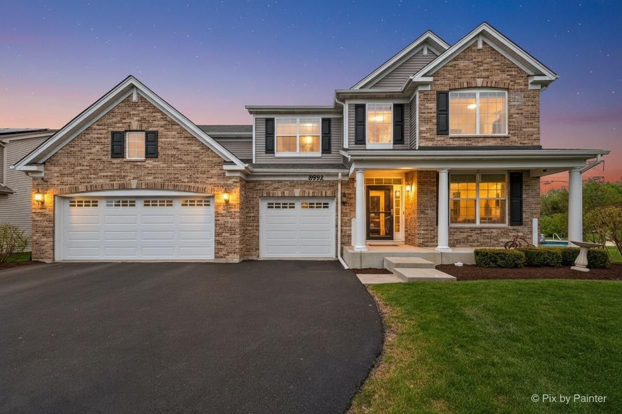 8992 Pearsall Drive