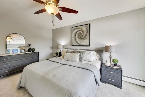 Tiny photo for 3913 Saratoga Avenue #G301, Downers Grove, IL 60515 (MLS # 12623176)