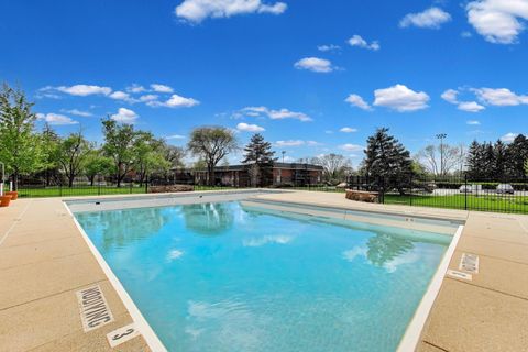Tiny photo for 3913 Saratoga Avenue #G301, Downers Grove, IL 60515 (MLS # 12623176)