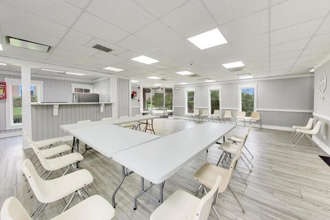 Tiny photo for 3913 Saratoga Avenue #G301, Downers Grove, IL 60515 (MLS # 12623176)