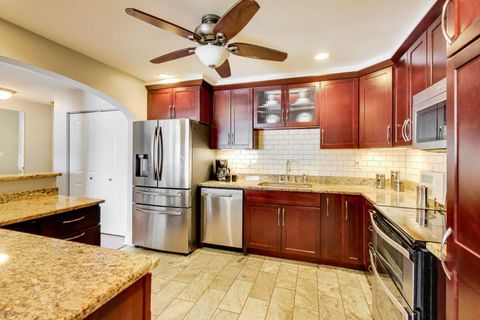 Tiny photo for 3913 Saratoga Avenue #G301, Downers Grove, IL 60515 (MLS # 12623176)
