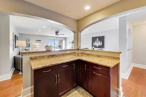 Tiny photo for 3913 Saratoga Avenue #G301, Downers Grove, IL 60515 (MLS # 12623176)