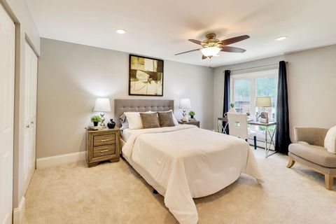 Tiny photo for 3913 Saratoga Avenue #G301, Downers Grove, IL 60515 (MLS # 12623176)