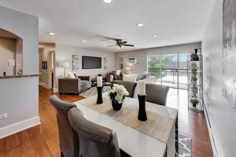 Tiny photo for 3913 Saratoga Avenue #G301, Downers Grove, IL 60515 (MLS # 12623176)