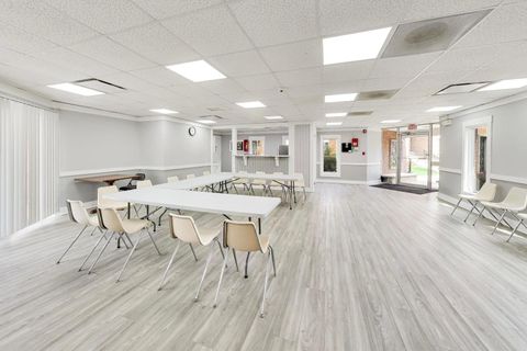Tiny photo for 3913 Saratoga Avenue #G301, Downers Grove, IL 60515 (MLS # 12623176)