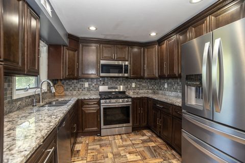 Tiny photo for 116 Walnut Street, Park Forest, IL 60466 (MLS # 12492766)