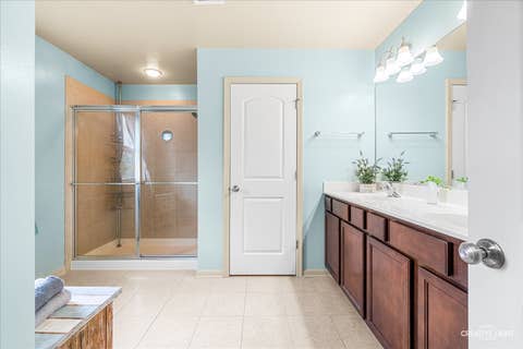 Tiny photo for 542 Snow Street, Sugar Grove, IL 60554 (MLS # 12712629)