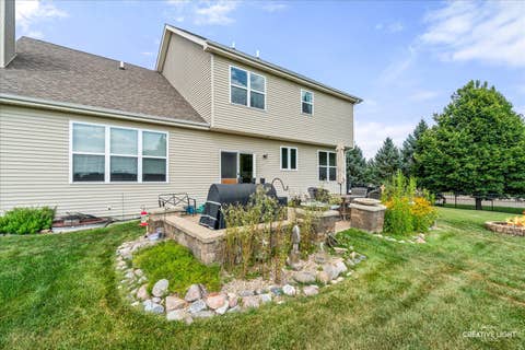 Tiny photo for 542 Snow Street, Sugar Grove, IL 60554 (MLS # 12712629)
