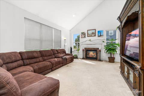 Tiny photo for 542 Snow Street, Sugar Grove, IL 60554 (MLS # 12712629)