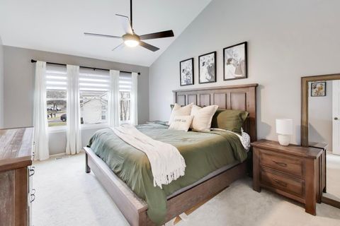 Tiny photo for 2080 Pennsbury Lane, Hanover Park, IL 60133 (MLS # 12619615)