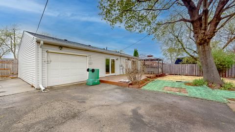 Tiny photo for 331 Fairfax Avenue, Romeoville, IL 60446 (MLS # 12612960)