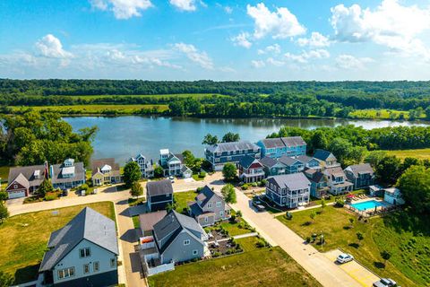 Tiny photo for 12 Great Loop West, Ottawa, IL 61350 (MLS # 12533289)