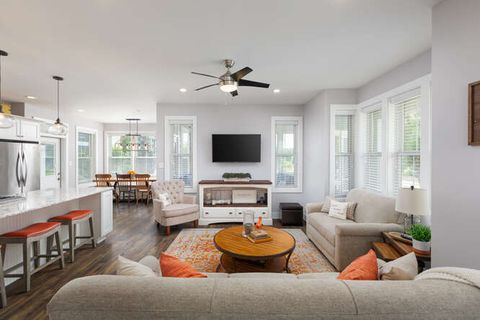 Tiny photo for 12 Great Loop West, Ottawa, IL 61350 (MLS # 12533289)