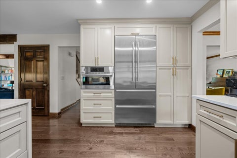 Tiny photo for 40W170 Deer Run Drive, St. Charles, IL 60175 (MLS # 12715421)