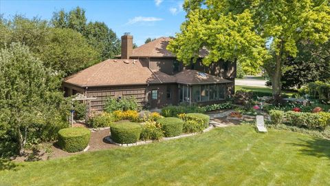 Tiny photo for 40W170 Deer Run Drive, St. Charles, IL 60175 (MLS # 12715421)