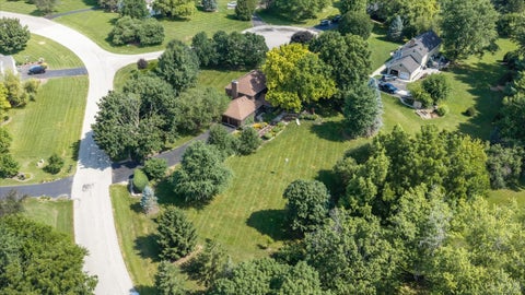 Tiny photo for 40W170 Deer Run Drive, St. Charles, IL 60175 (MLS # 12715421)