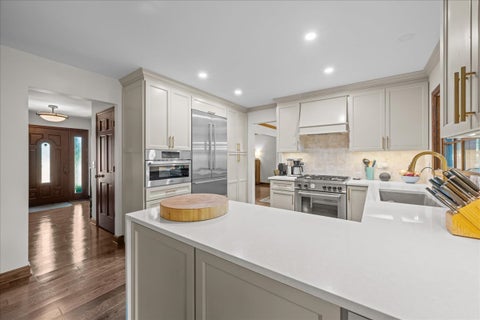 Tiny photo for 40W170 Deer Run Drive, St. Charles, IL 60175 (MLS # 12715421)