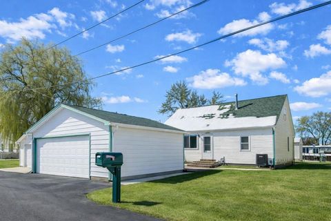 37464 N TERRACE Lane Spring Grove IL 60081