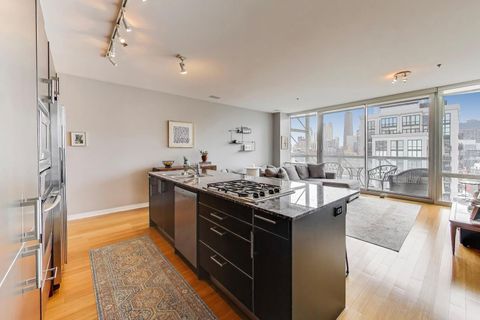 Tiny photo for 653 N Kingsbury Street #1907, Chicago, IL 60654 (MLS # 12599284)