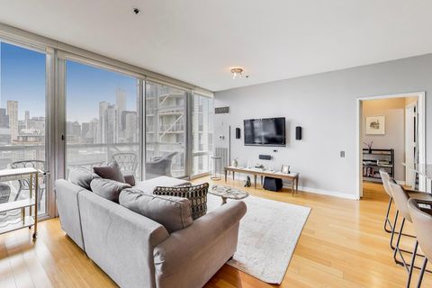 Tiny photo for 653 N Kingsbury Street #1907, Chicago, IL 60654 (MLS # 12599284)