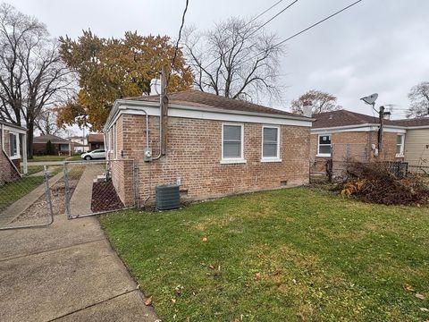 Tiny photo for 12613 S Bishop Street, Calumet Park, IL 60827 (MLS # 12524104)