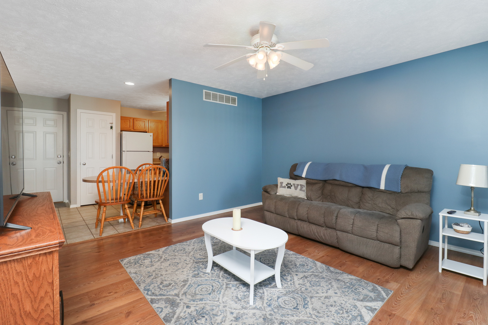 3 Ross Drive 7