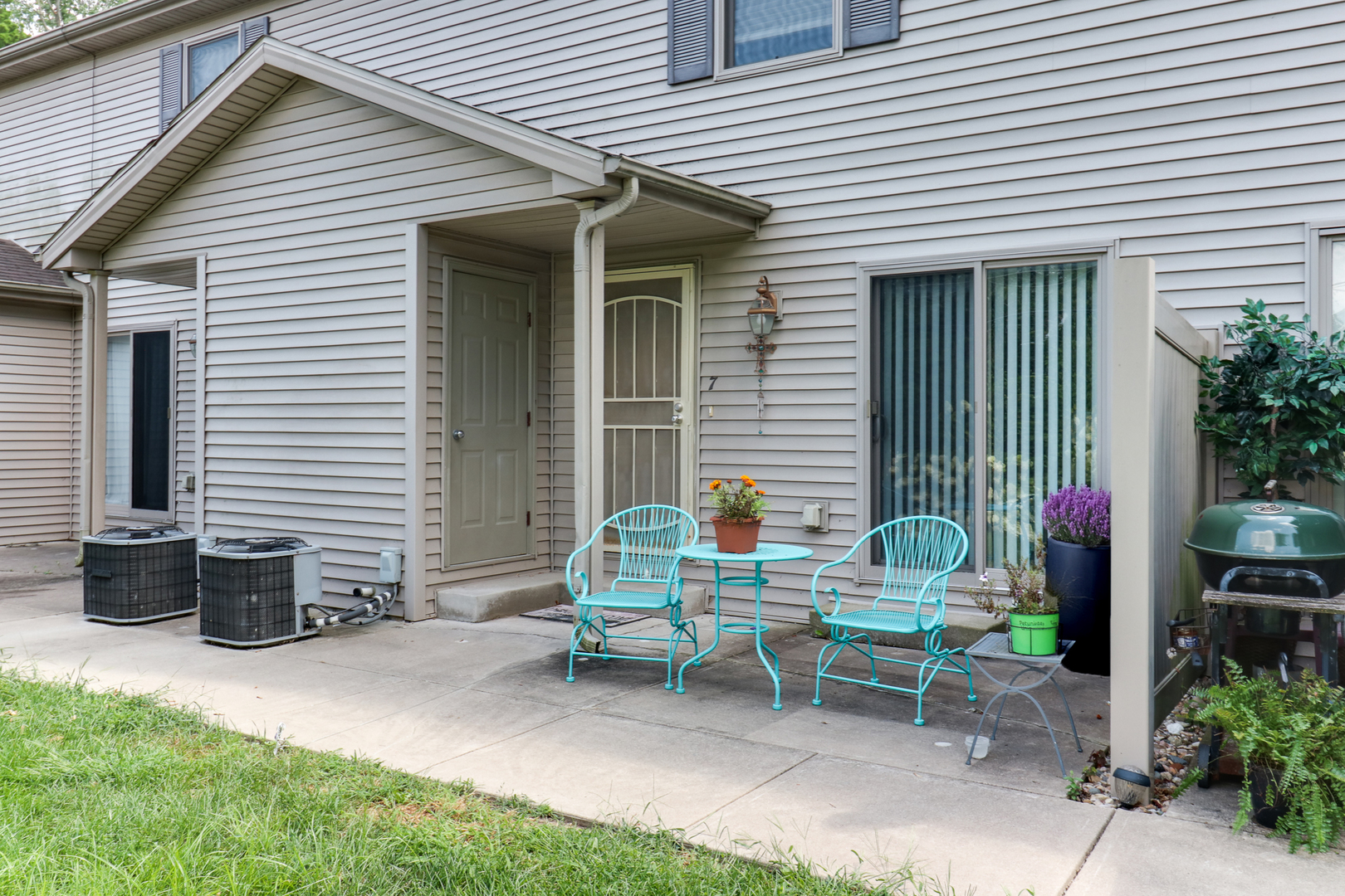 3 Ross Drive 7