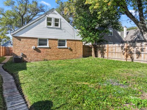 Tiny photo for 47 48th Avenue, Bellwood, IL 60104 (MLS # 12592179)