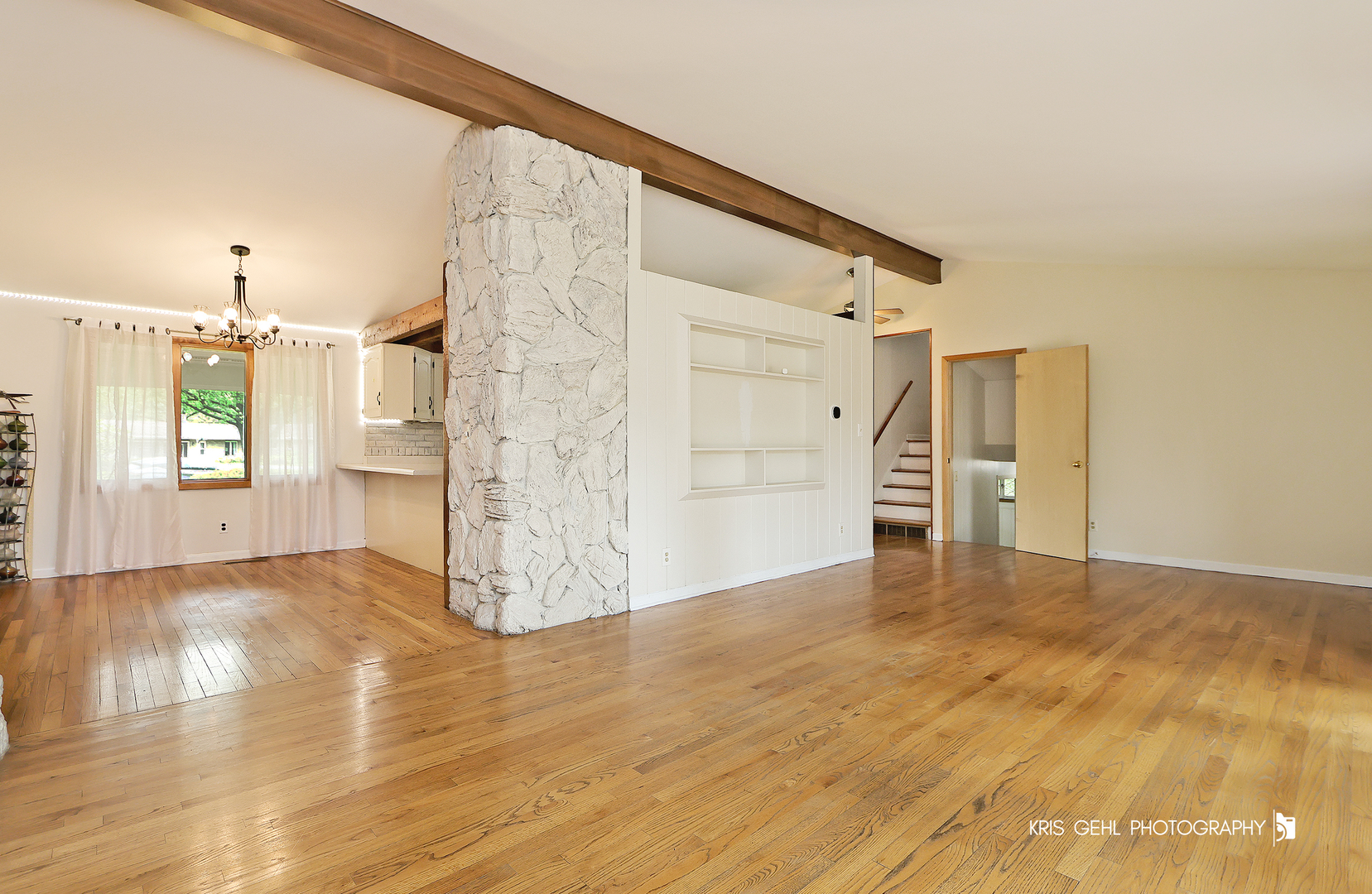 819 N Sharon Drive