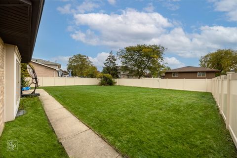 Tiny photo for 8313 Aster Lane, Tinley Park, IL 60477 (MLS # 12504557)