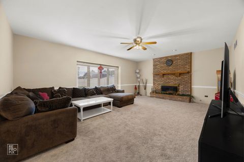 Tiny photo for 8313 Aster Lane, Tinley Park, IL 60477 (MLS # 12504557)