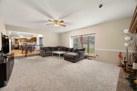 Tiny photo for 8313 Aster Lane, Tinley Park, IL 60477 (MLS # 12504557)