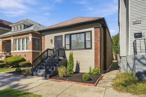 Tiny photo for 710 E 92nd Place, Chicago, IL 60619 (MLS # 12794622)