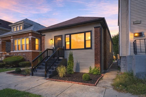 Photo of 710 E 92nd Place, Chicago, IL 60619 (MLS # 12794622)