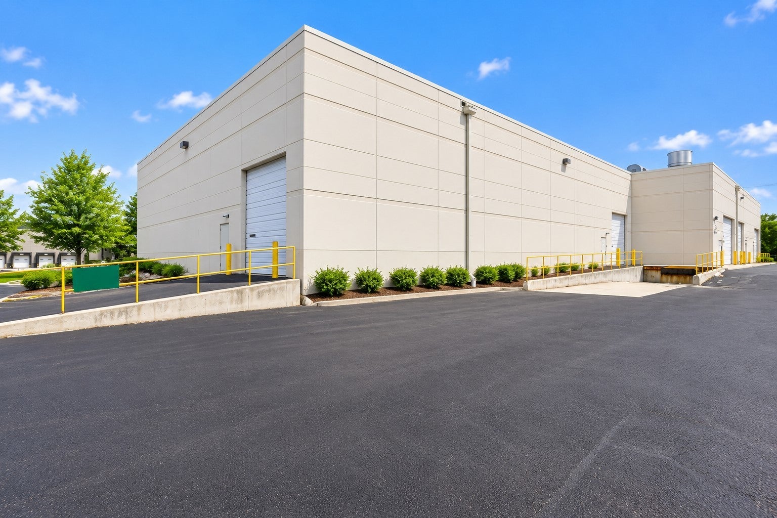 475 Quadrangle Drive F