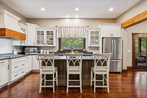 Tiny photo for 463 Hampshire Lane, Lakewood, IL 60014 (MLS # 12484880)