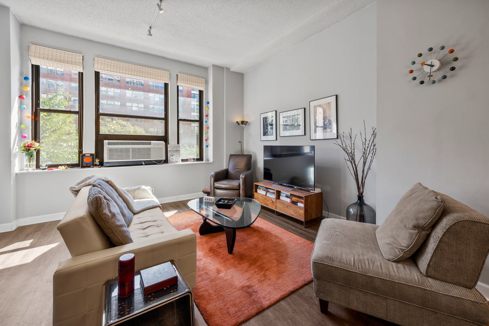 600 S Dearborn Street 314