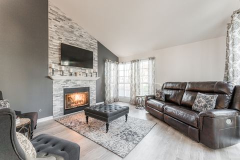 Tiny photo for 30W013 Juniper Court, Warrenville, IL 60555 (MLS # 12489757)
