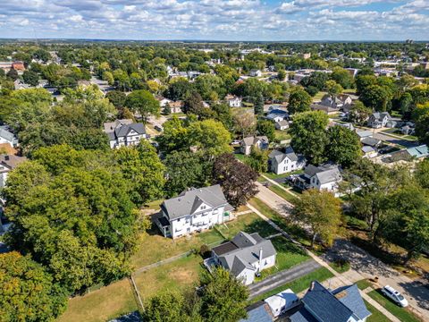 Tiny photo for 305 W Perry Street, Belvidere, IL 61008 (MLS # 12481170)