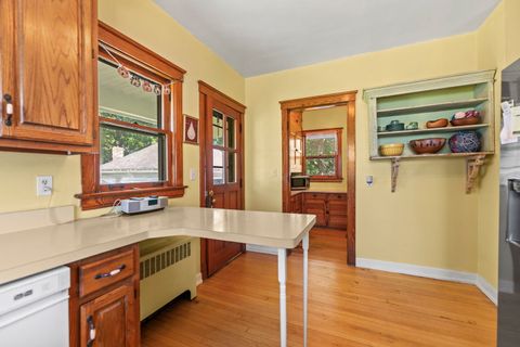 Tiny photo for 305 W Perry Street, Belvidere, IL 61008 (MLS # 12481170)