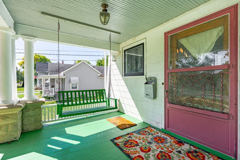 Tiny photo for 305 W Perry Street, Belvidere, IL 61008 (MLS # 12481170)