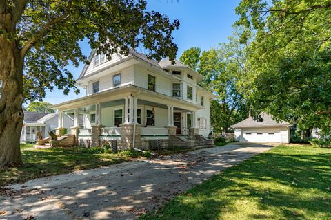 Photo of 305 W Perry Street, Belvidere, IL 61008 (MLS # 12481170)