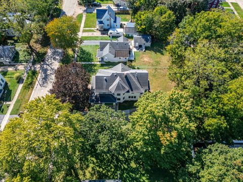 Tiny photo for 305 W Perry Street, Belvidere, IL 61008 (MLS # 12481170)