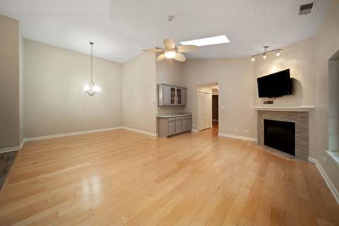 Tiny photo for 5645 S Cass Avenue #301, Westmont, IL 60559 (MLS # 12730702)